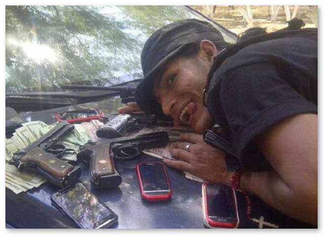 sneaky-mexican-drug-dealers