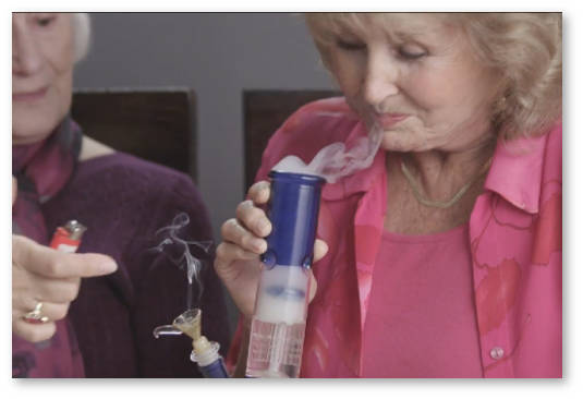 pozhilye lyudi i marihuana