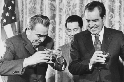 vojna s narkotikami nikson brezhnev