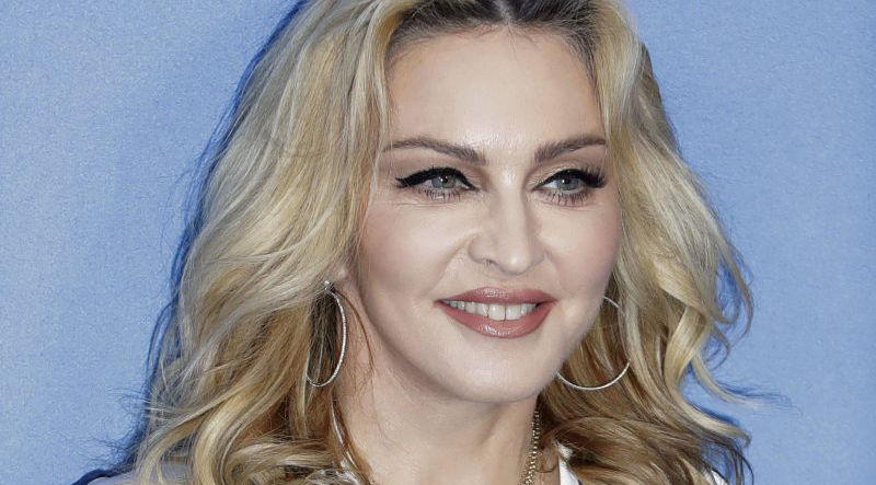 madonna syn arestovan marihuanu