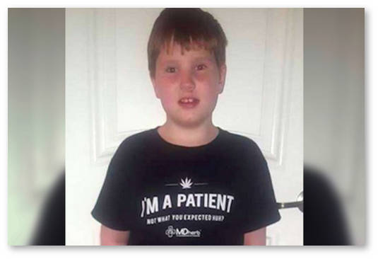 malchika vygnali uroka futbolku marihuanoj