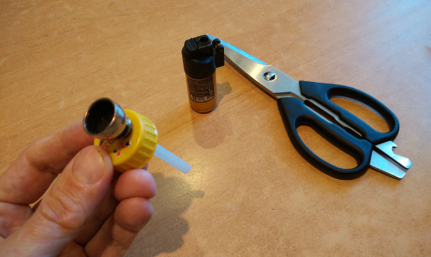 Шлиф для бонга своими руками. Вставляем чашечку в пробку