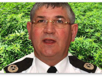 Великобритания: Полиция обещает больше не задерживать мелких гроверов