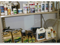 Как правильно хранить удобрения