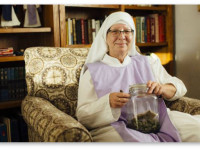 Монастырская жизнь: Бог, алкоголь и даже марихуана