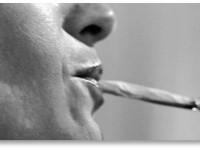 Курильщики медицинской марихуаны не должны воспитывать детей?